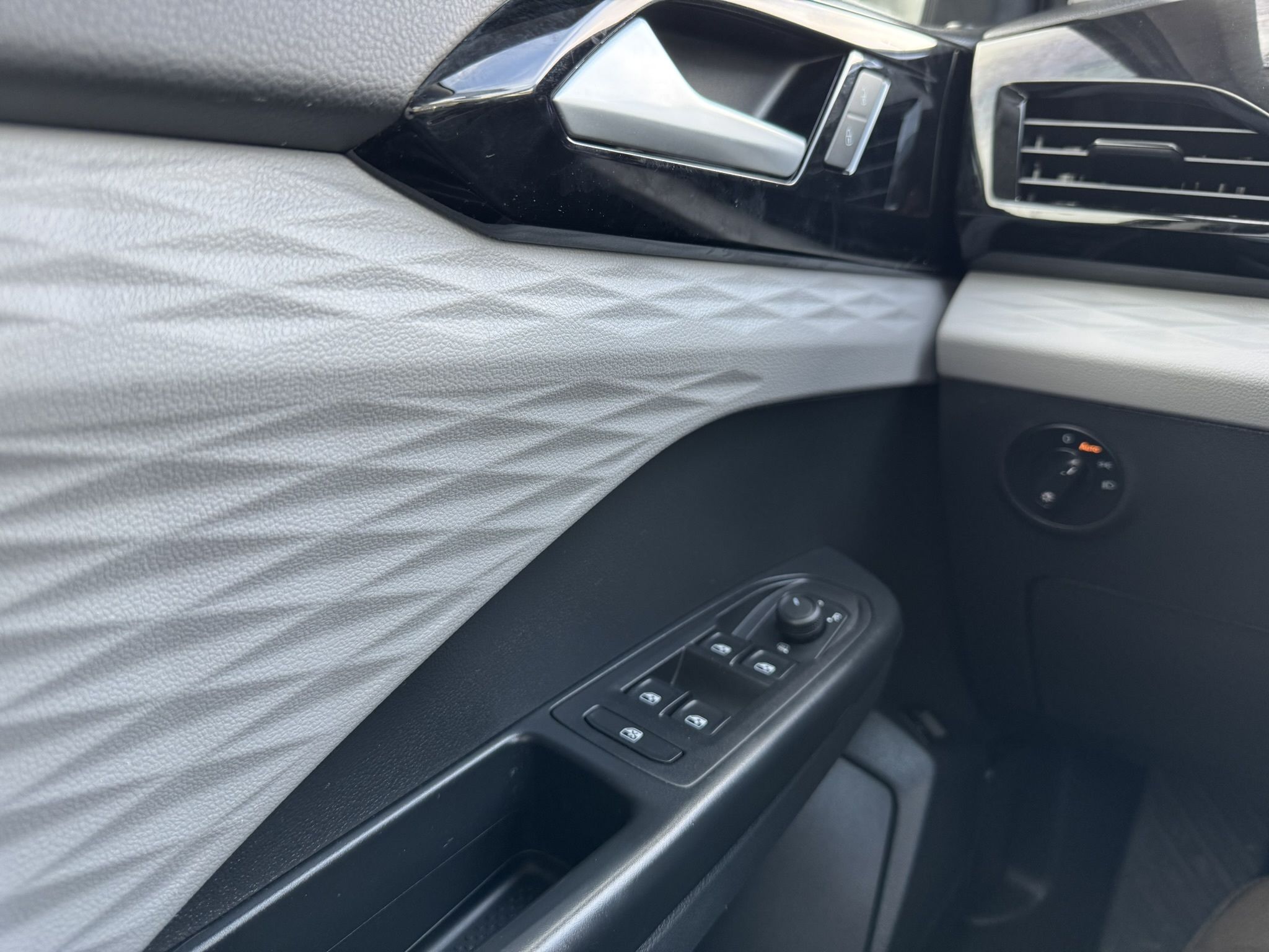 2022 Volkswagen Taos Trendline 4MOTION