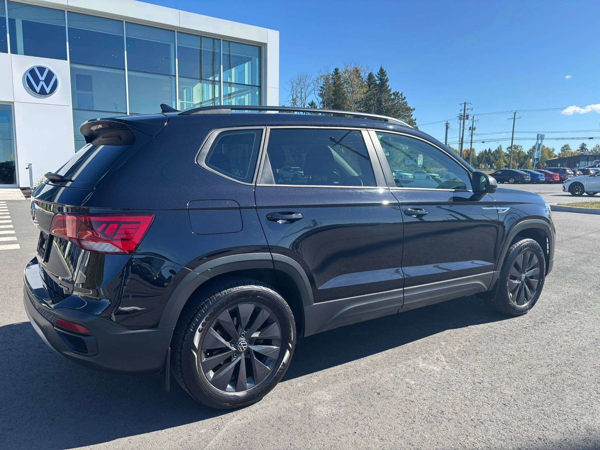 Photo 2022 Volkswagen Taos Trendline #8