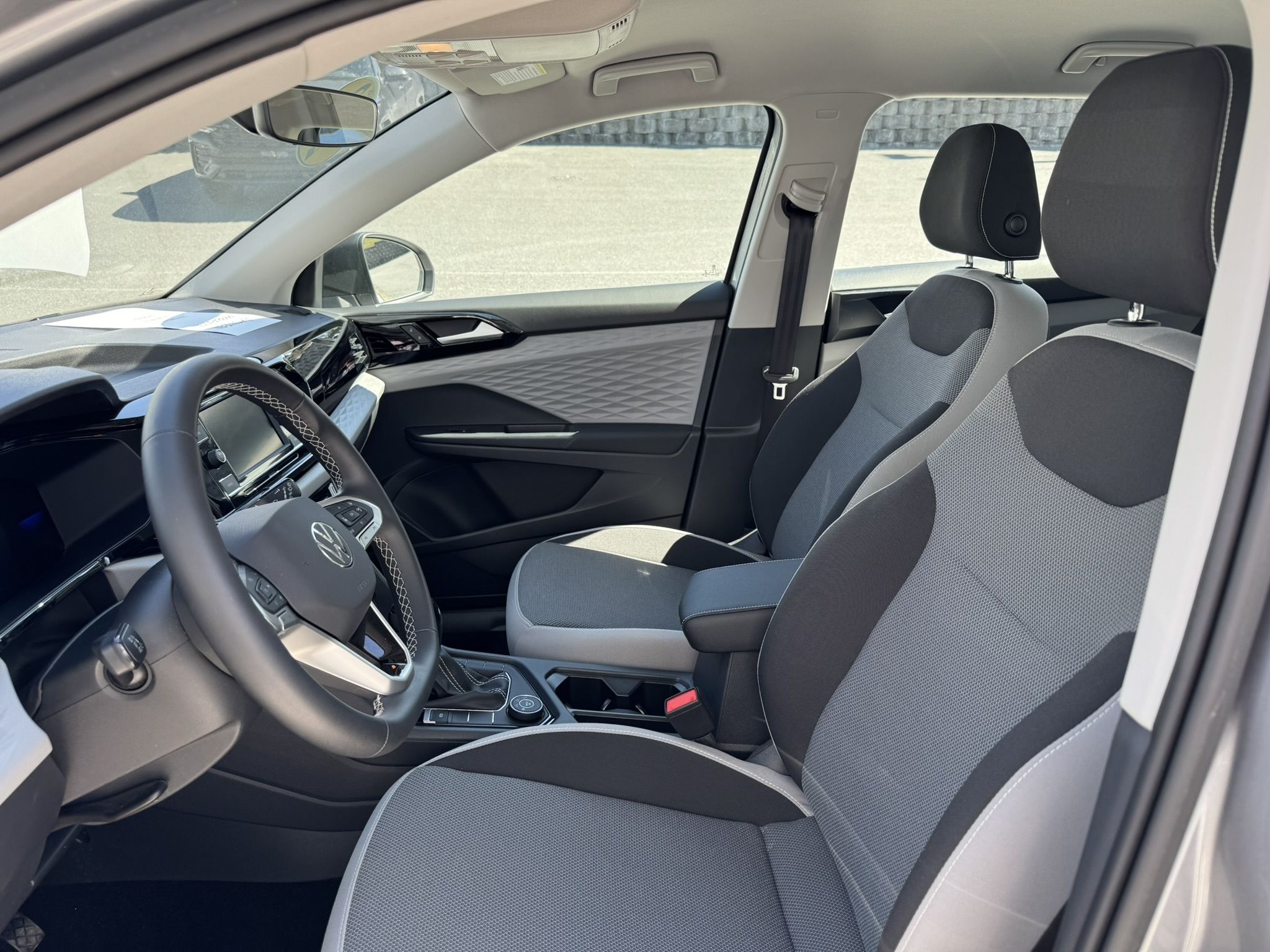 2023 Volkswagen Taos Trendline 4MOTION