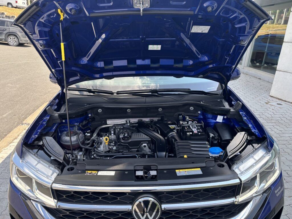 Volkswagen Taos Highline 4MOTION 2023