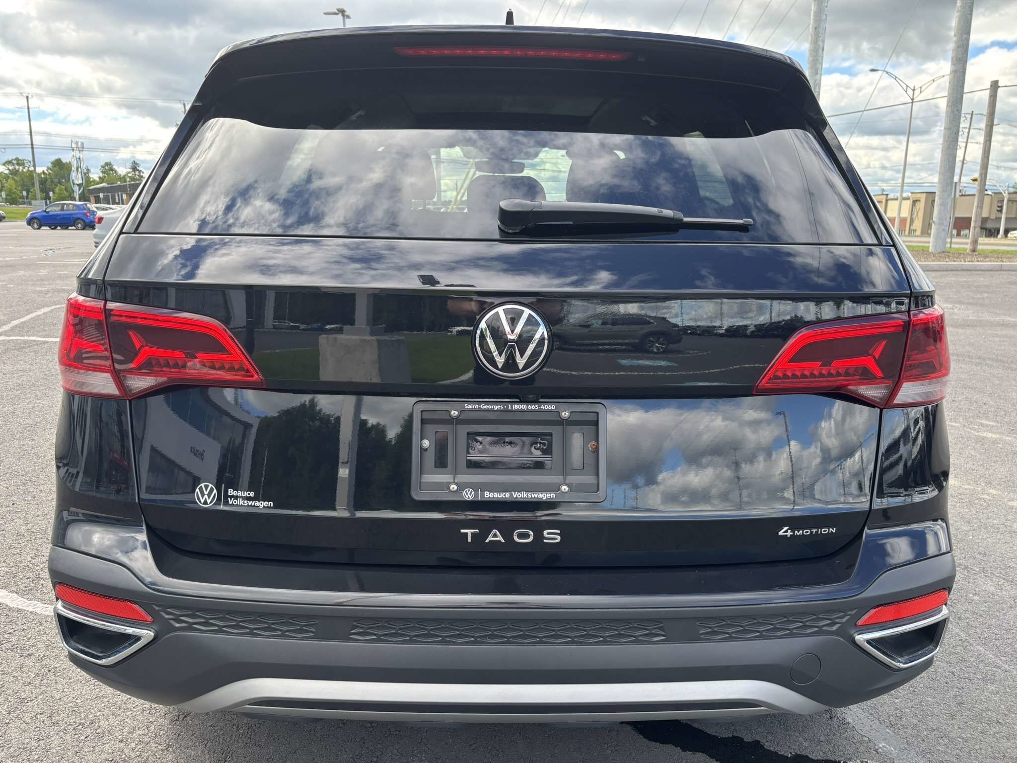 Photo Volkswagen Taos Comfortline 4MOTION -Ltd Avail- 2023 #6
