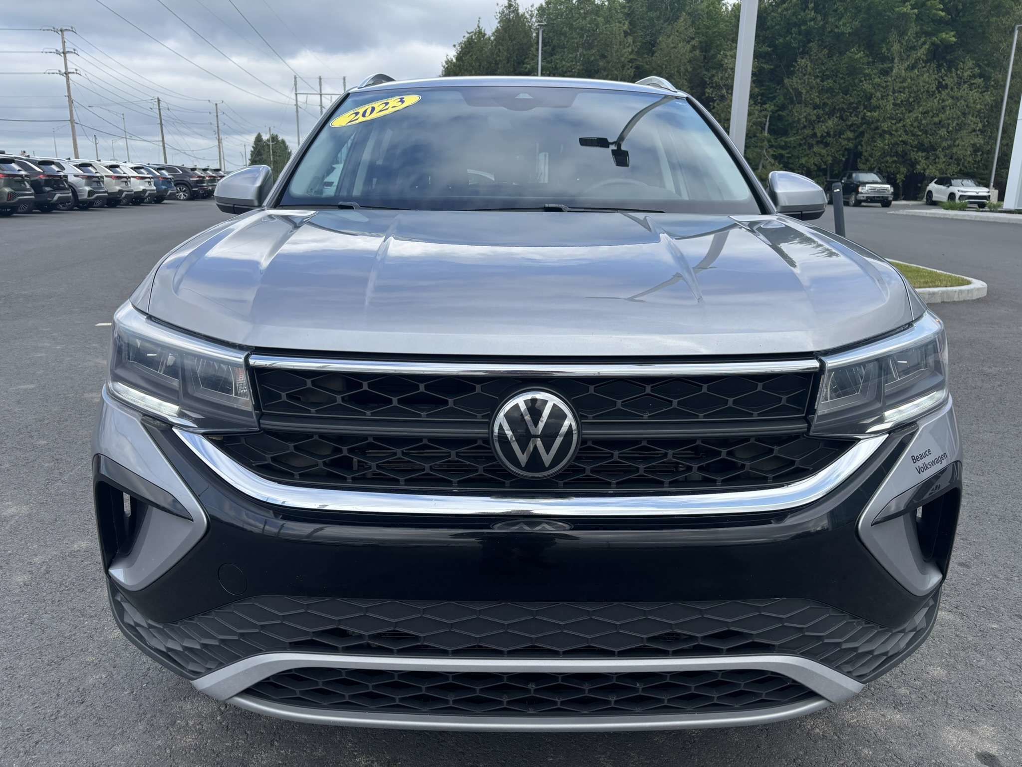 Photo Volkswagen Taos Comfortline 4MOTION -Ltd Avail- 2023 #3