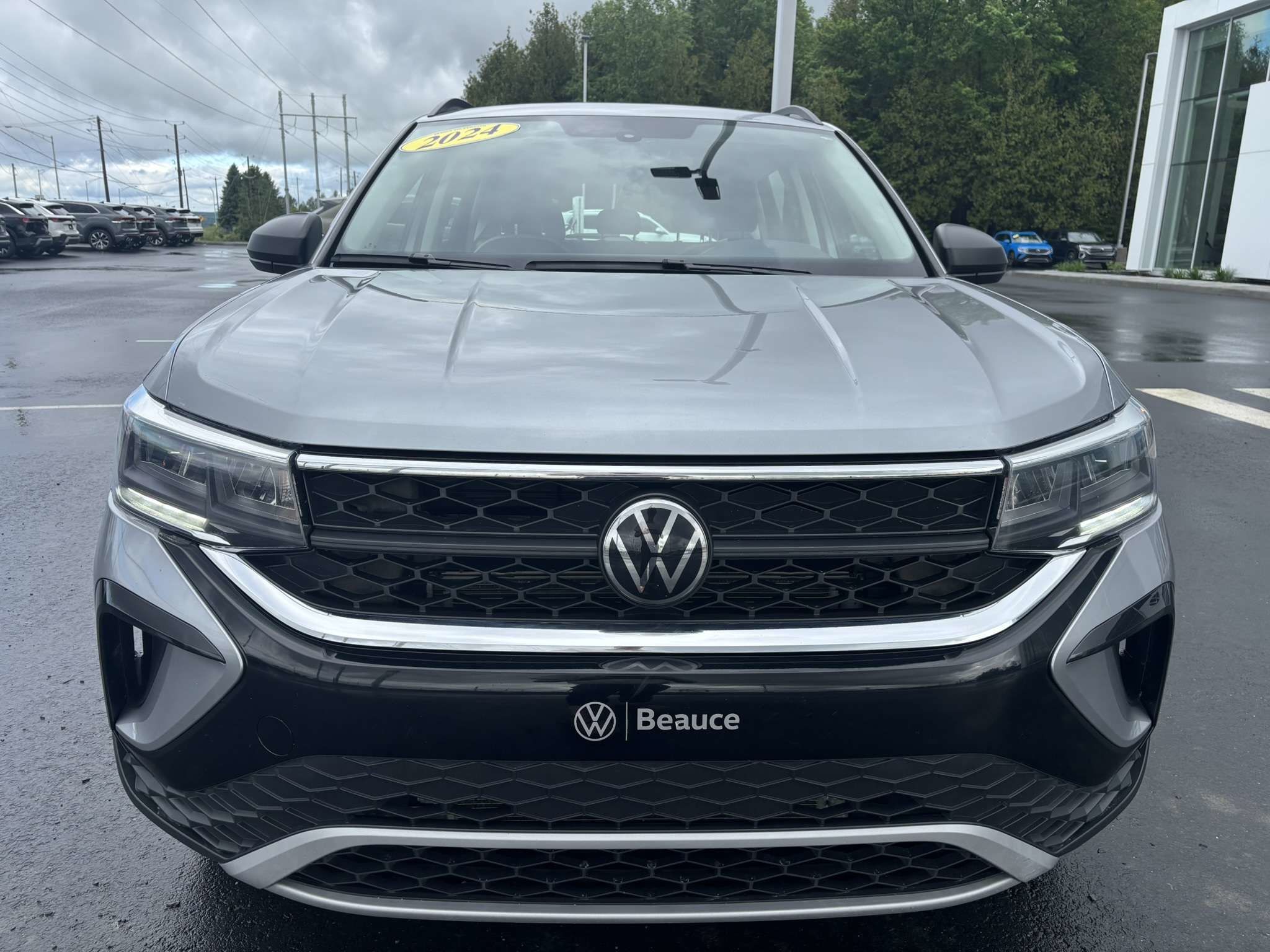 Photo 2024 Volkswagen Taos Trendline 4MOTION #3