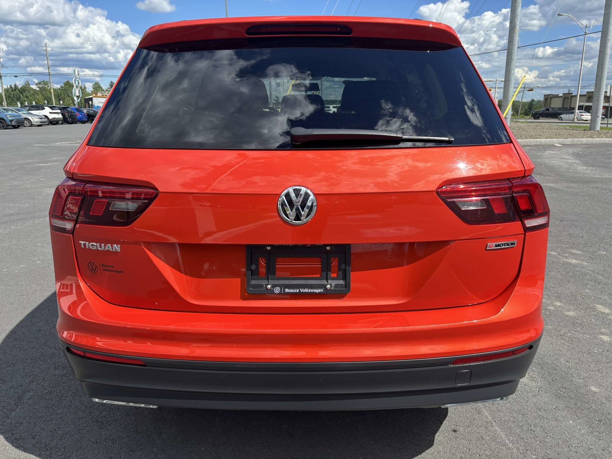 Photo 2019 Volkswagen Tiguan Trendline 4MOTION #5