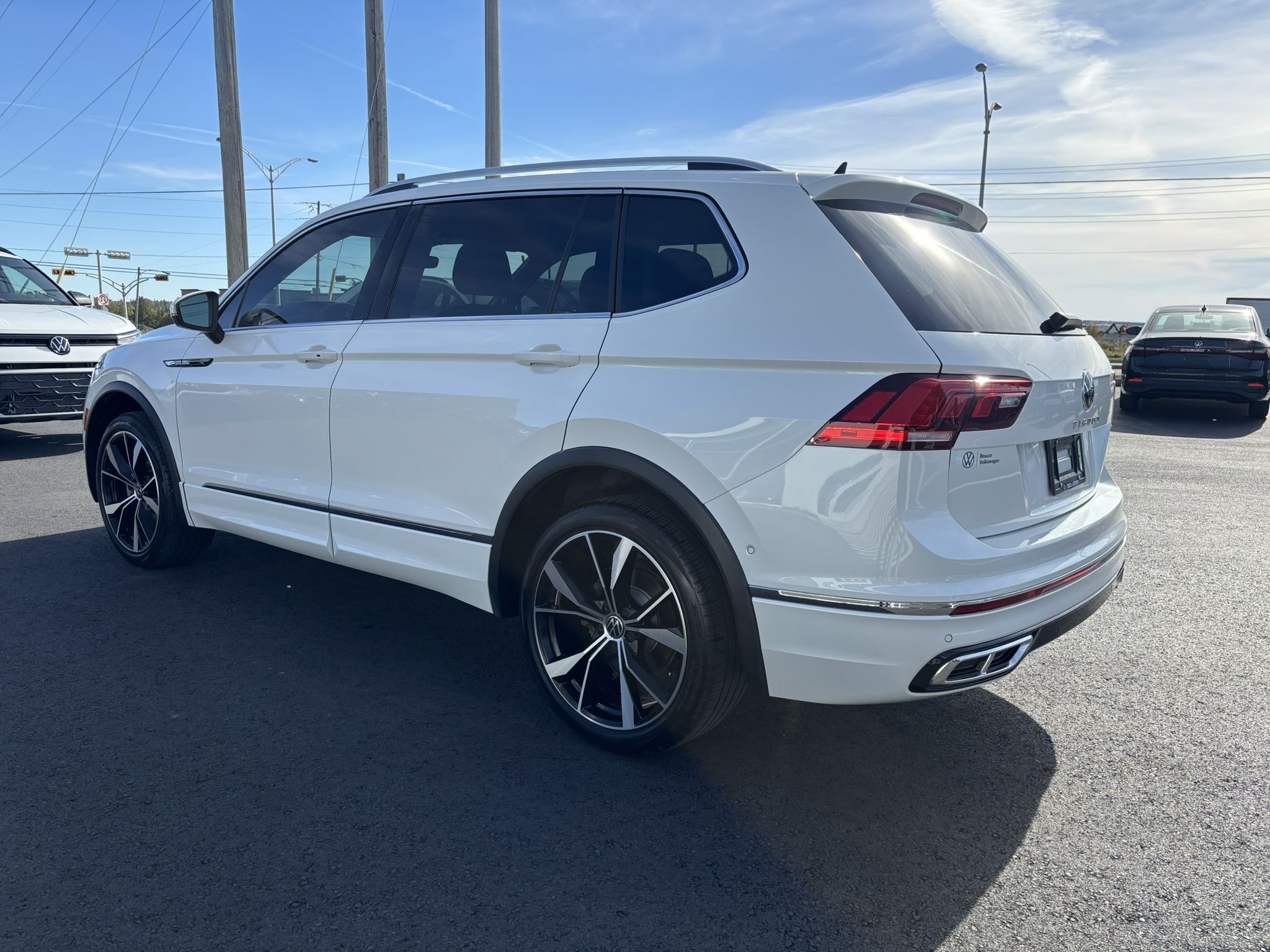 2022 Volkswagen Tiguan Highline R-Line 4MOTION