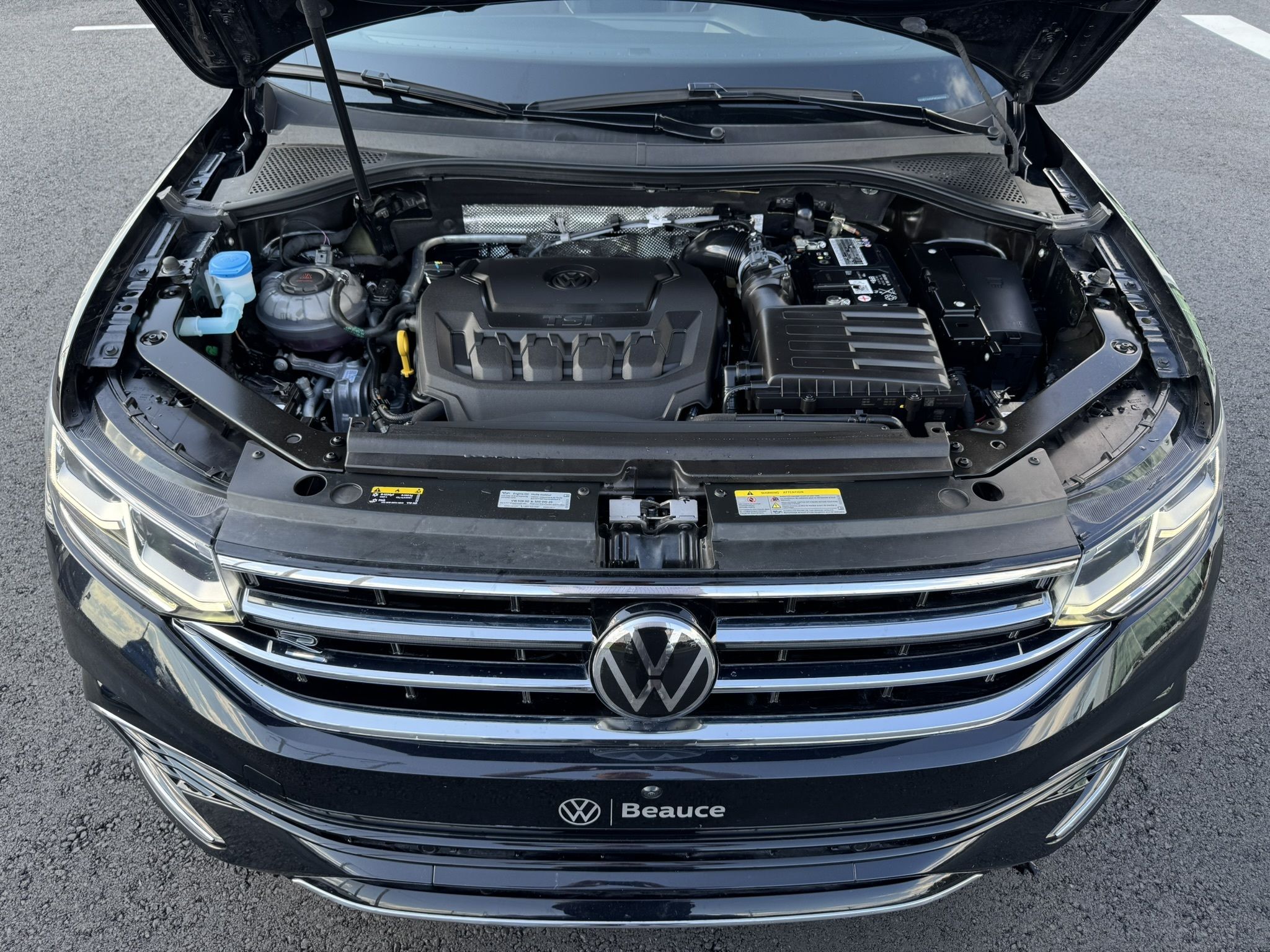 2023 Volkswagen Tiguan Highline R-Line 4MOTION