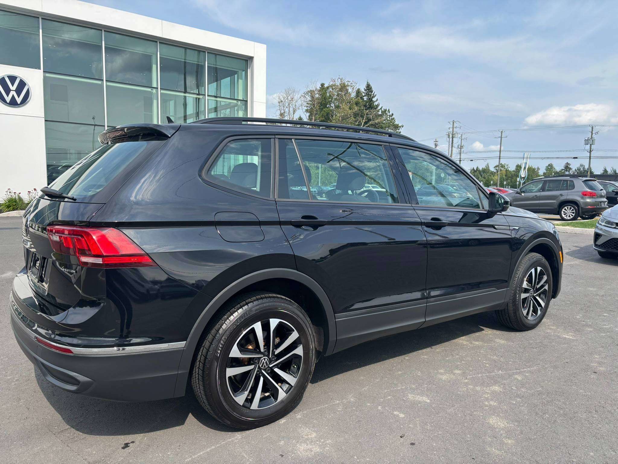 Photo Volkswagen Tiguan Trendline 2023 #8