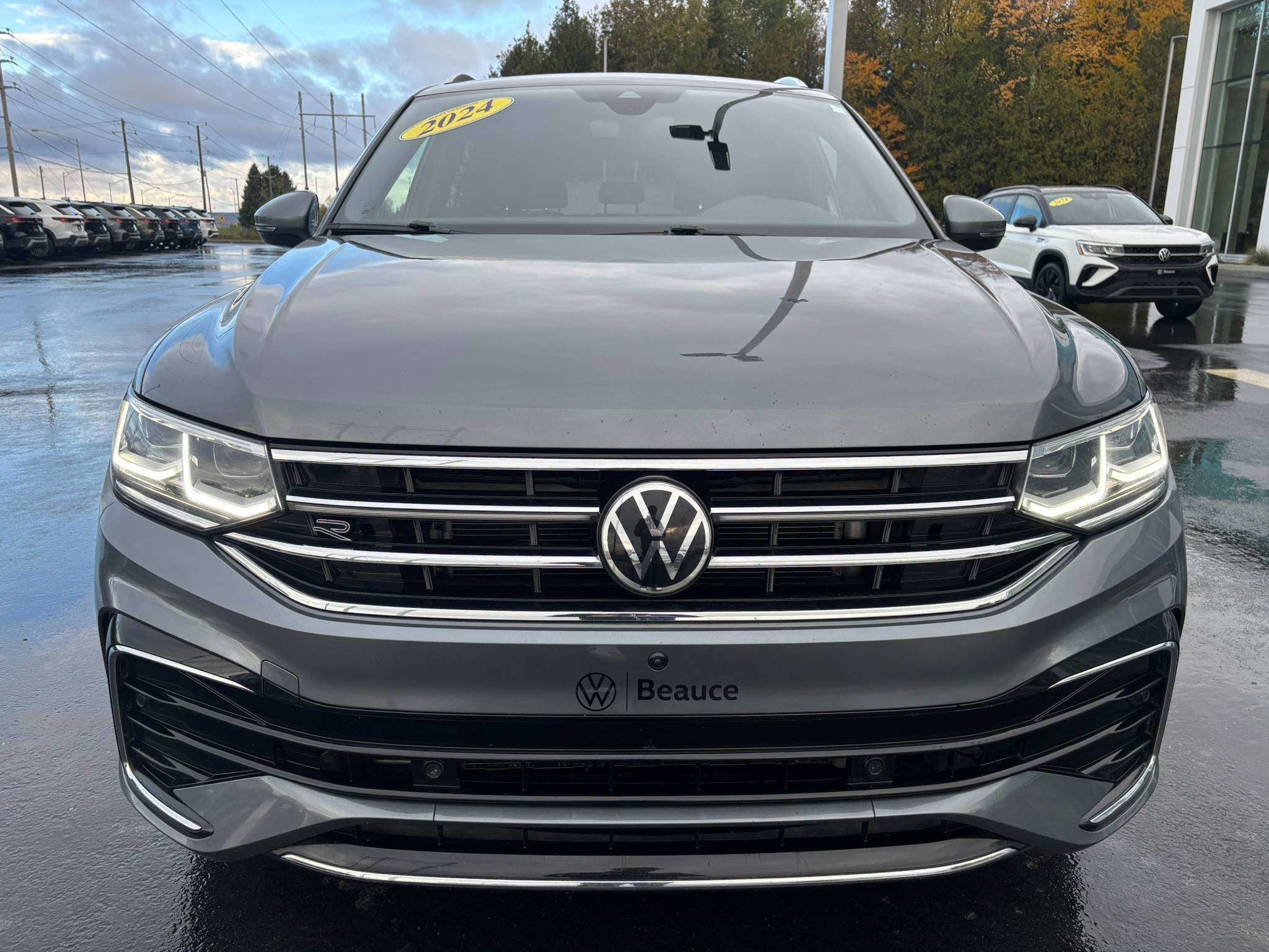 Photo Volkswagen Tiguan Highline R-Line 2024 #3