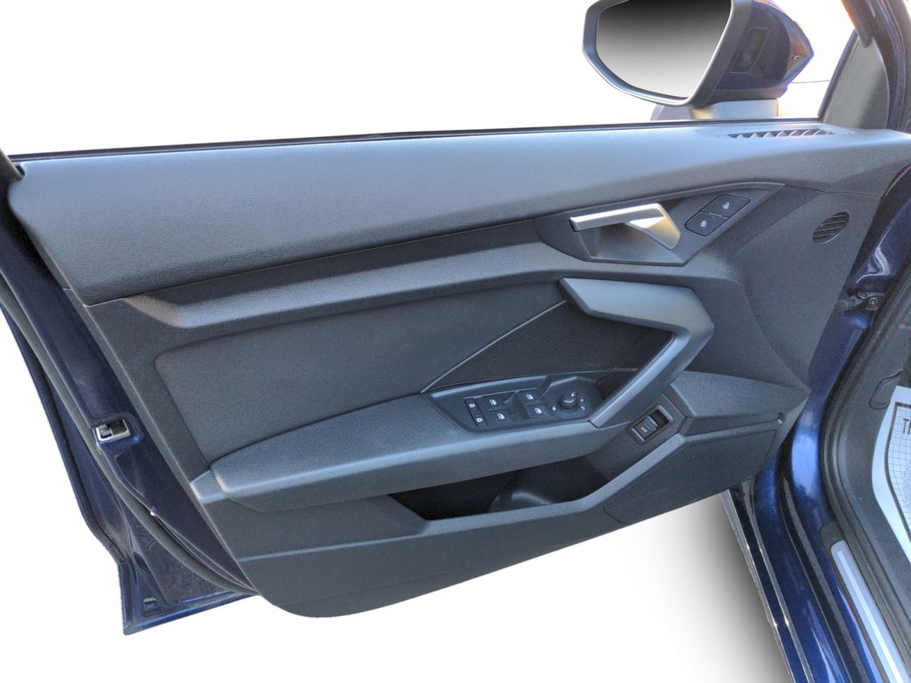 Audi A3 Komfort ! Leather, AWD! Fresh Trade! 2022