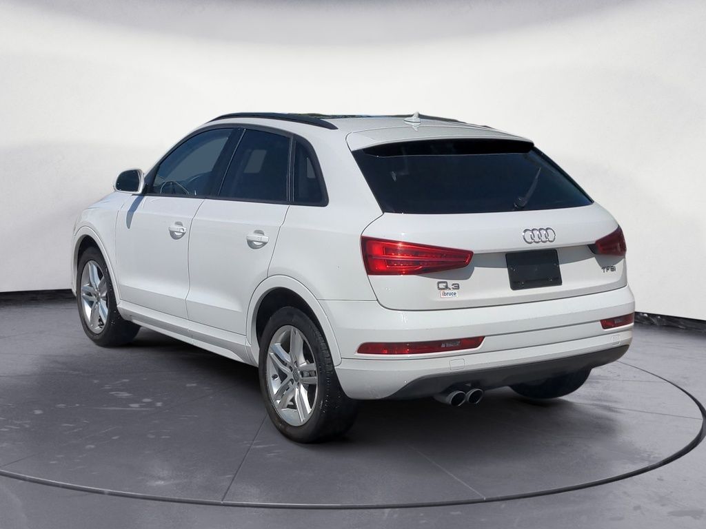 2018 Audi Q3 KOMFORT