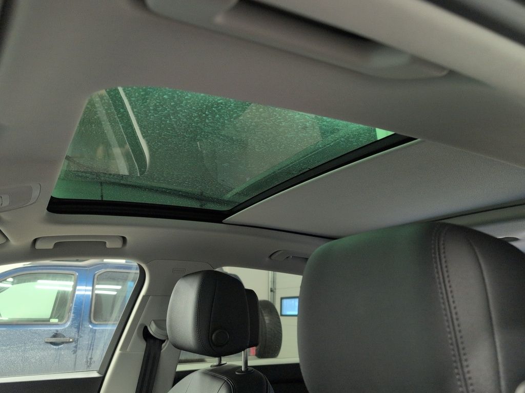 2025 Audi Q3 Komfort ! Leather, AWD! Fresh Trade!