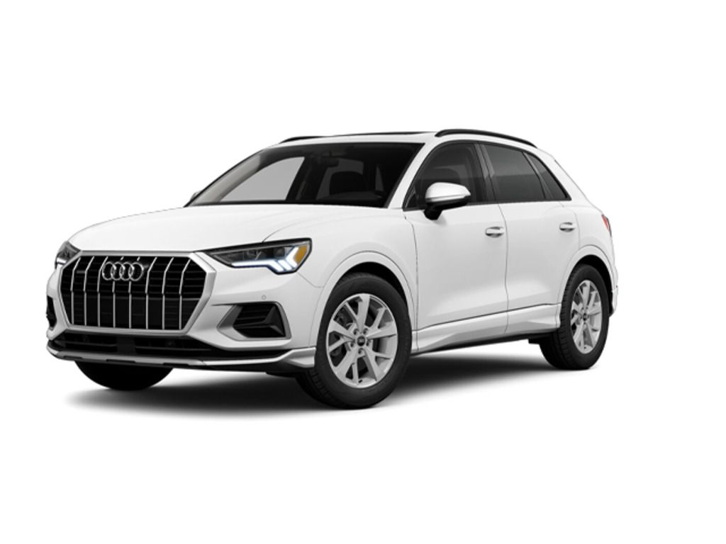 2025 Audi Q3 Komfort ! Leather, AWD! Fresh Trade!