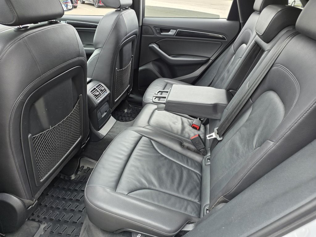 2017 Audi Q5 2.0L PREMIUM PLUS