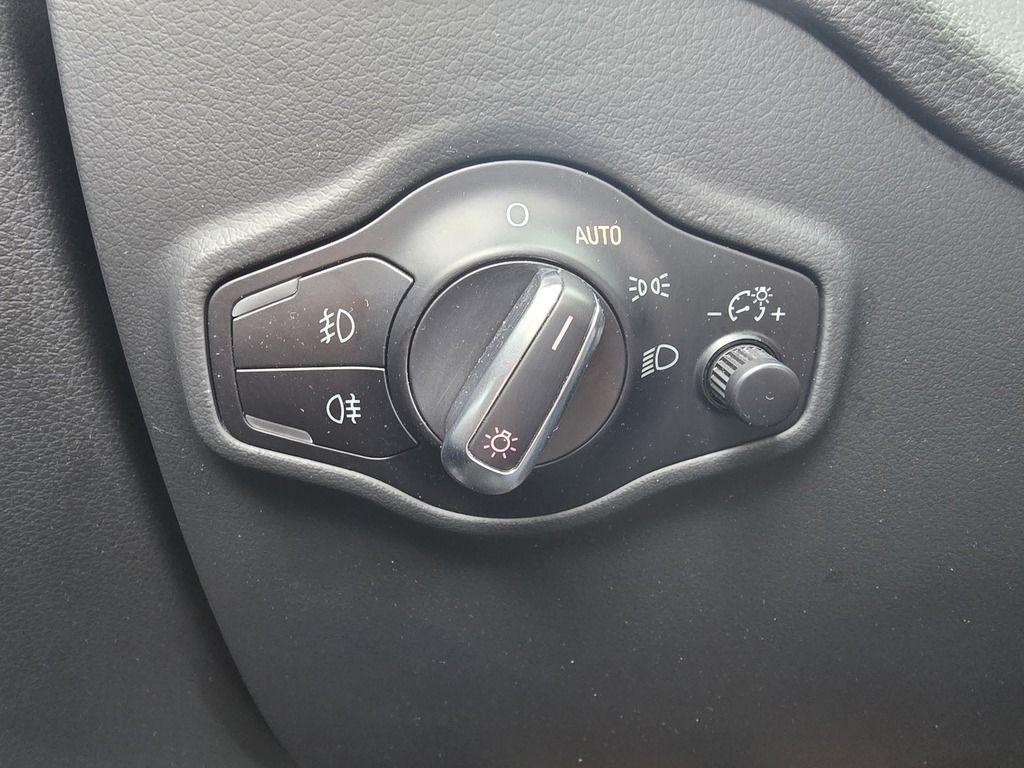 2017 Audi Q5 2.0L PREMIUM PLUS
