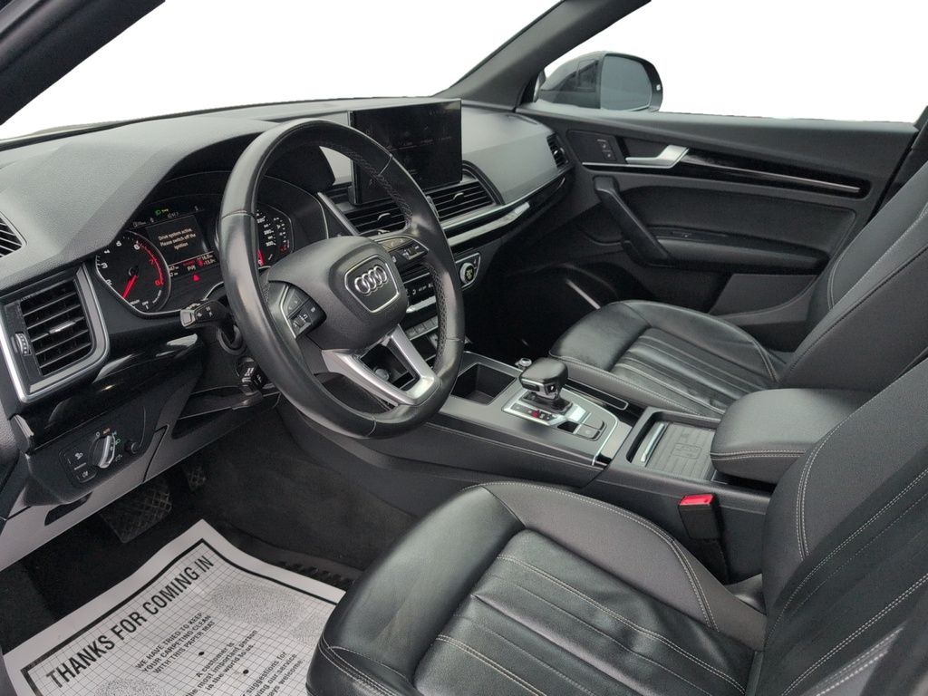 2023 Audi Q5 Komfort ! Leather, AWD! Fresh Trade!
