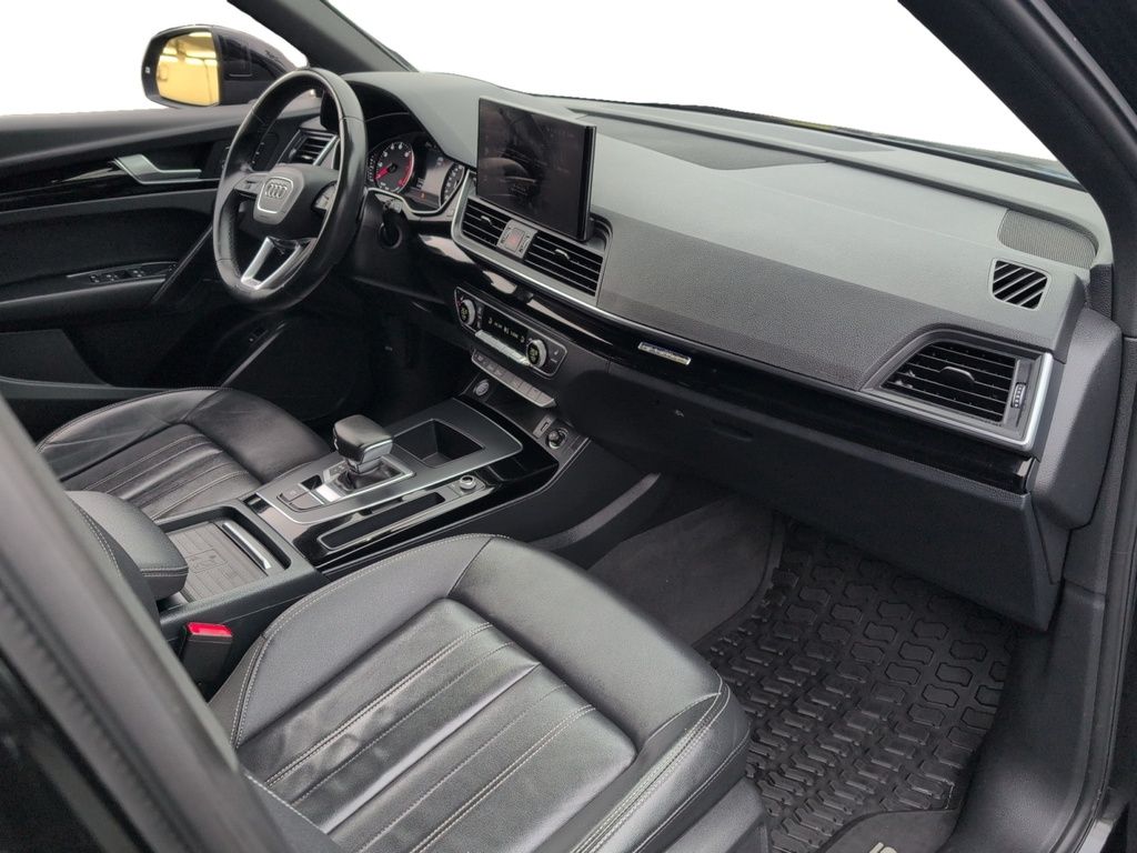 2023 Audi Q5 Komfort ! Leather, AWD! Fresh Trade!