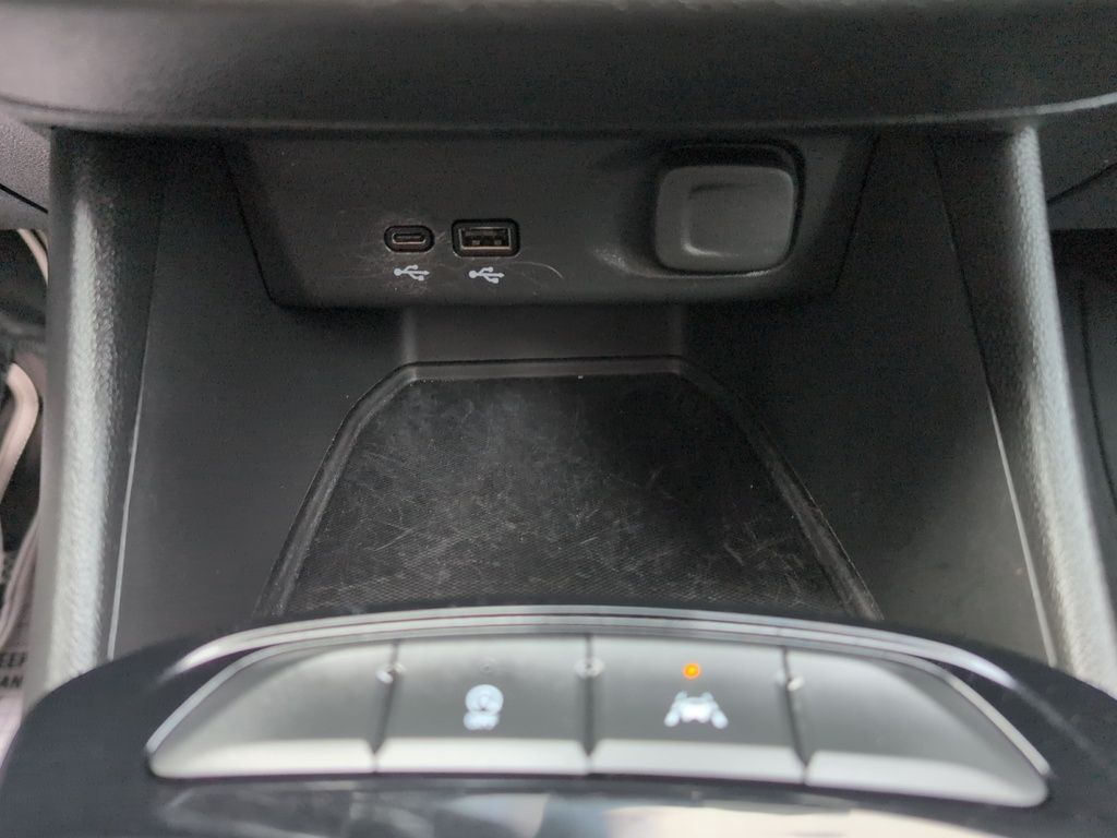 2024 Buick Envista SPORT TOURING! Black Rims, Leather !