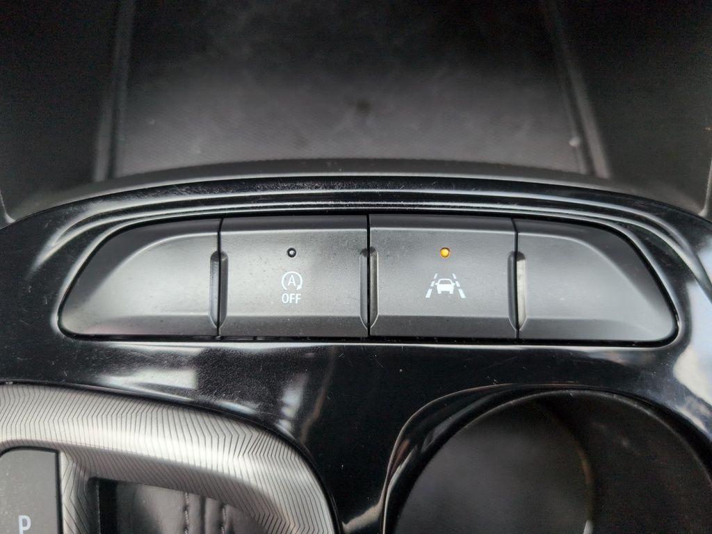 2024 Buick Envista SPORT TOURING! Black Rims, Leather !