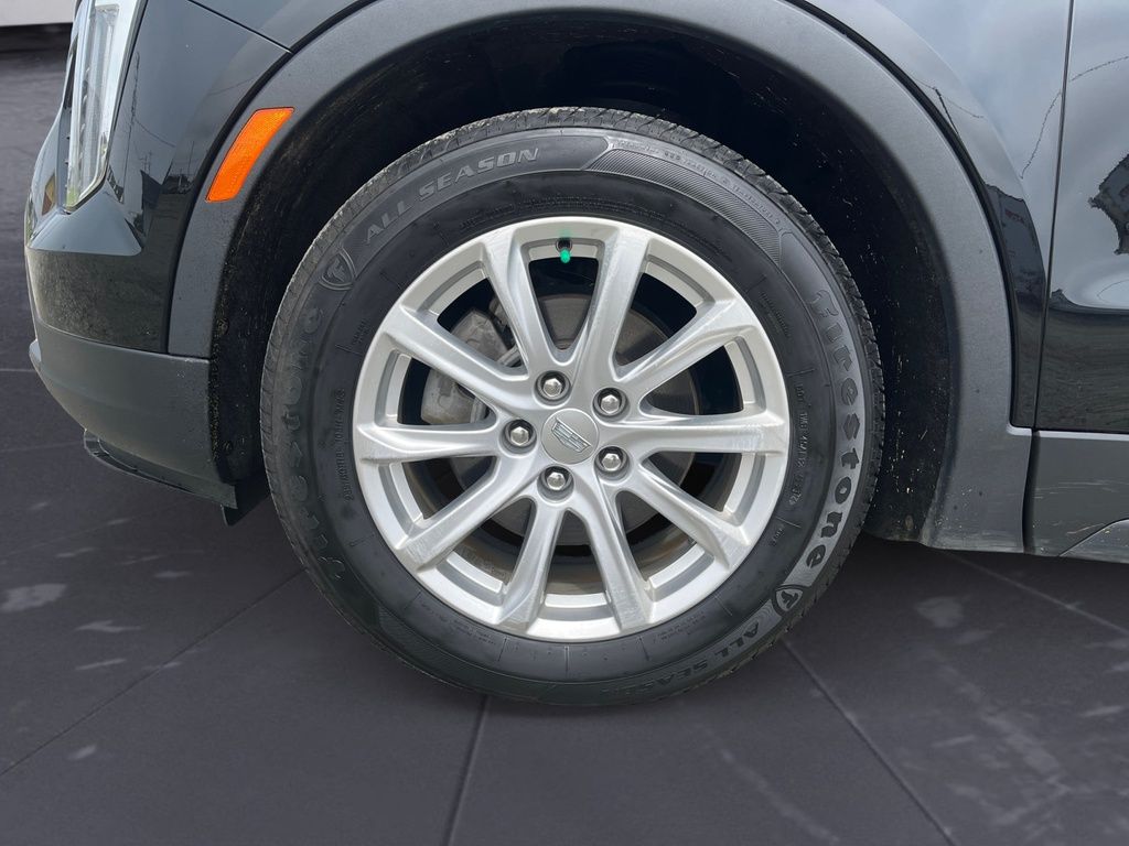 Cadillac XT4 AWD LUXURY 2021