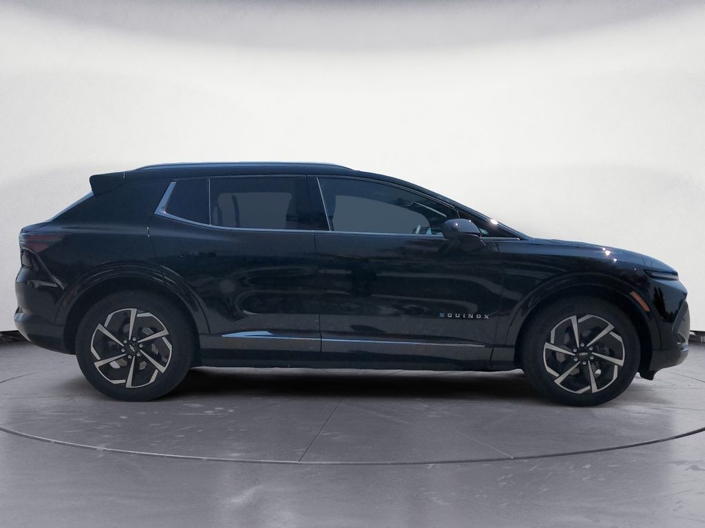 2024 Chevrolet Equinox EV 2LT