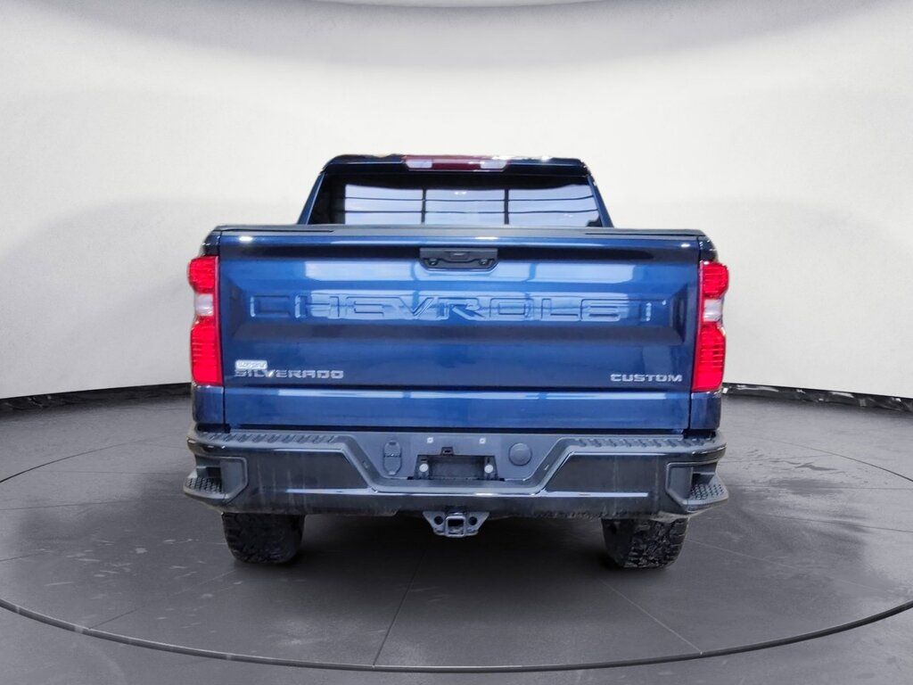 2022 Chevrolet Silverado 1500 CUSTOM TRAIL BOSS