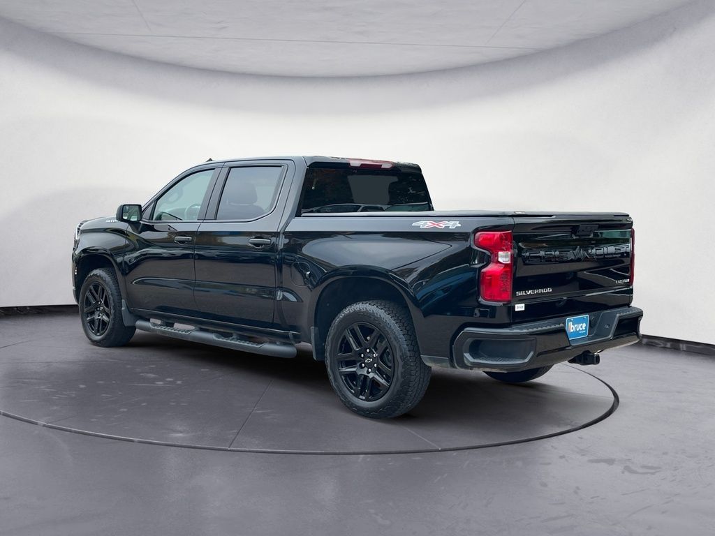 Chevrolet Silverado 1500 CUSTOM 2025