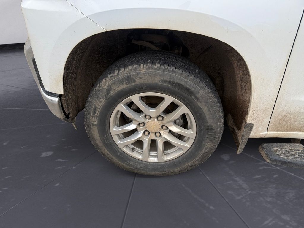 2019 Chevrolet Silverado 1500  CREW LT 4WD