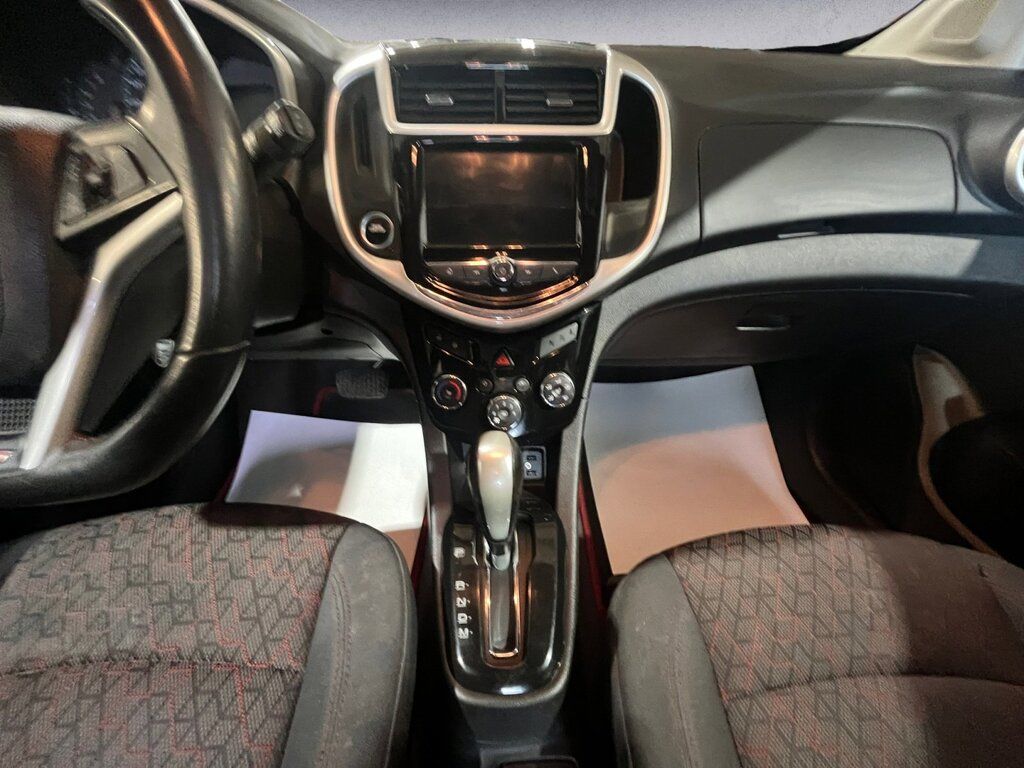 2018 Chevrolet Sonic LT