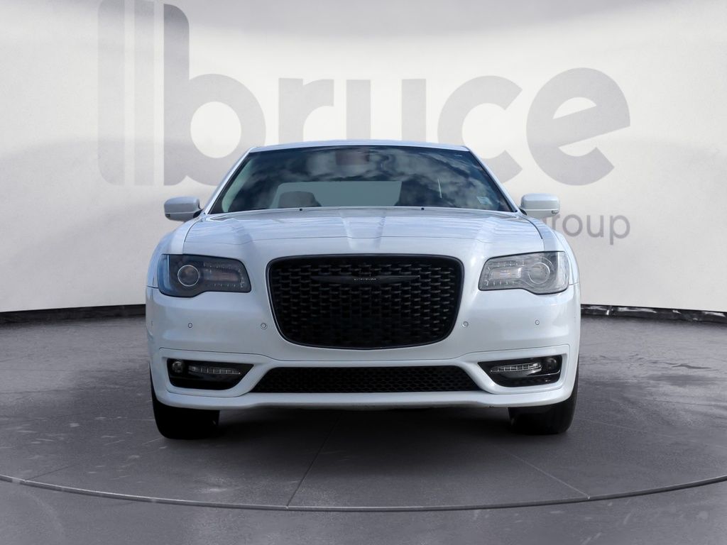 Chrysler 300 TOURING L 2023