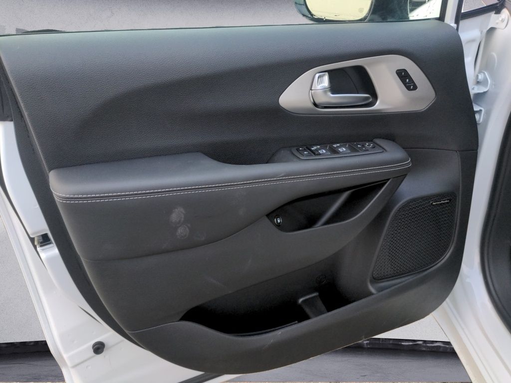 Chrysler Pacifica Hybrid PREMIUM S APPEARANCE 2024