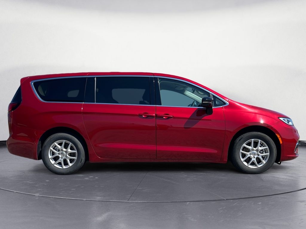 2024 Chrysler Pacifica TOURING-L