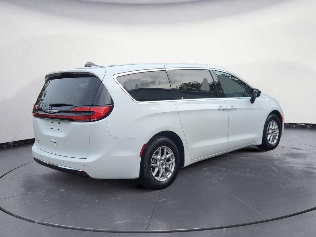 2024 Chrysler Pacifica TOURING-L