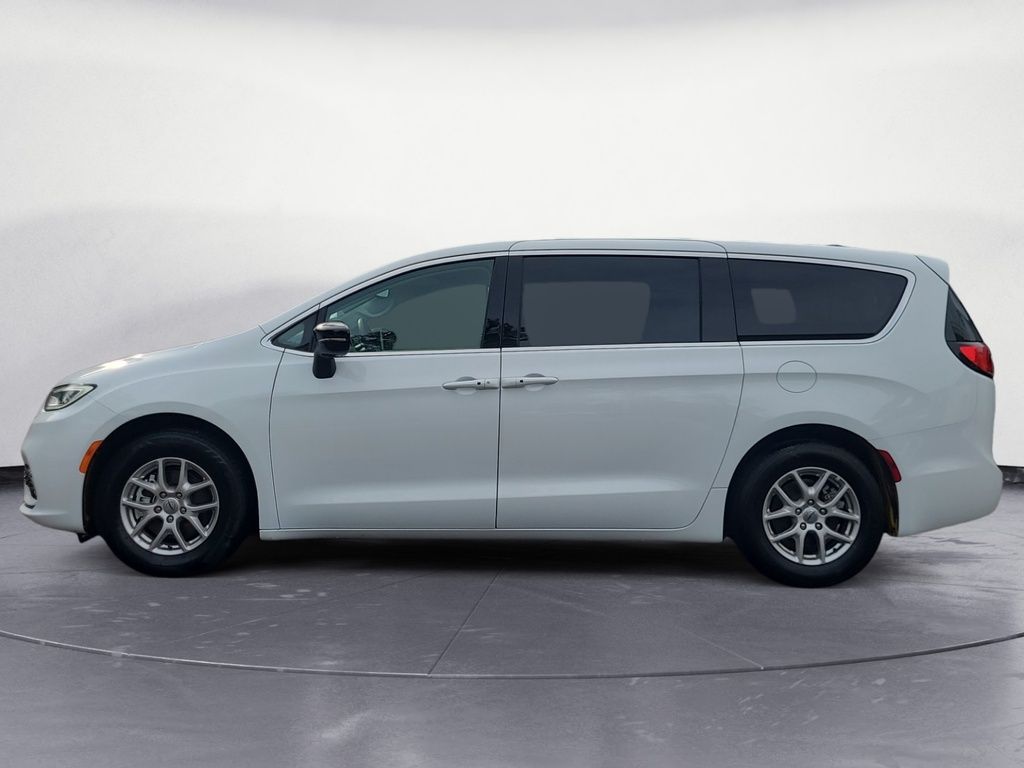 2024 Chrysler Pacifica TOURING-L