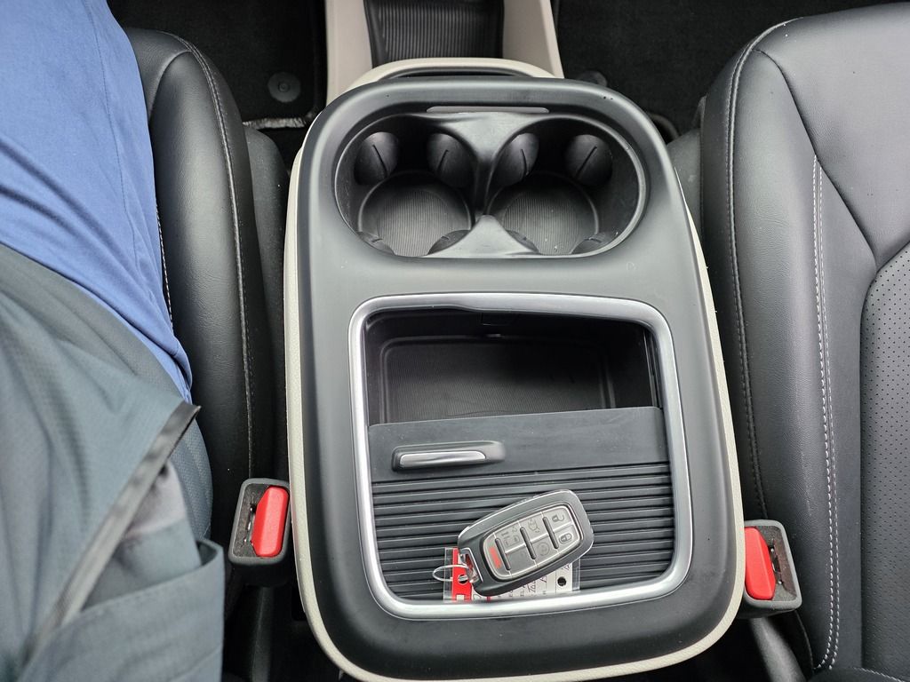 2024 Chrysler Pacifica TOURING-L