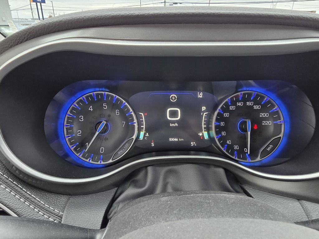 2024 Chrysler Pacifica TOURING-L