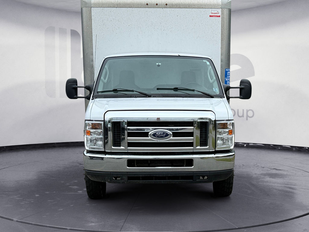 2019 Ford E-Series Cutaway BASE