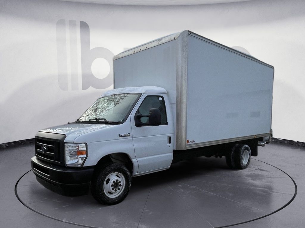 2021 Ford E-Series Cutaway BASE