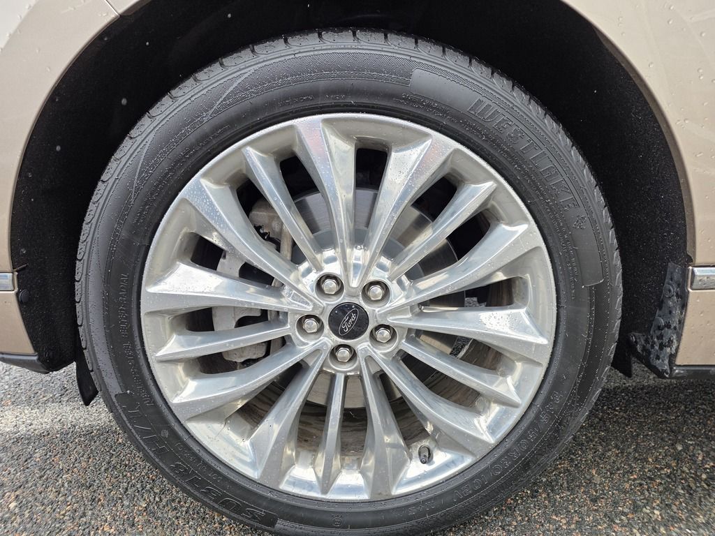 2021 Ford Edge TITANIUM