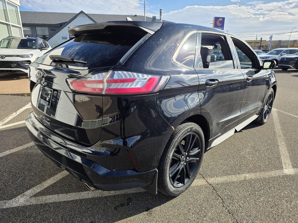 2021 Ford Edge ST LINE