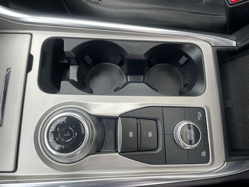 Ford Explorer XLT 2023