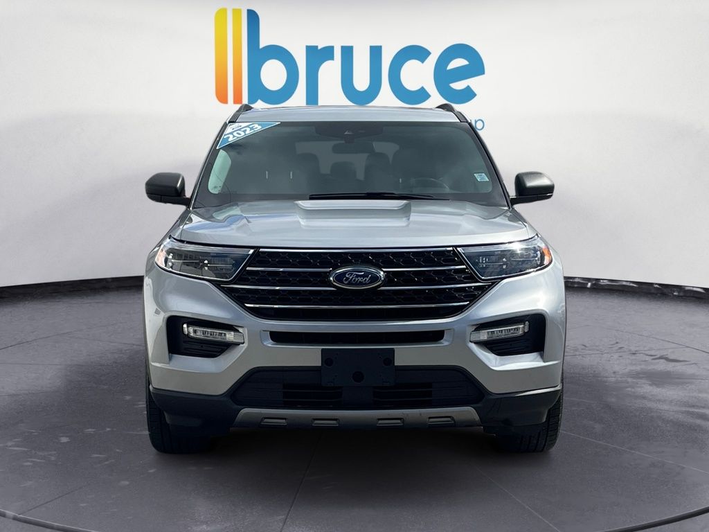 Ford Explorer XLT 2023
