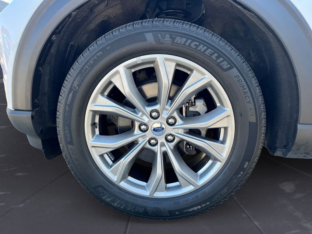 Ford Explorer XLT 2023