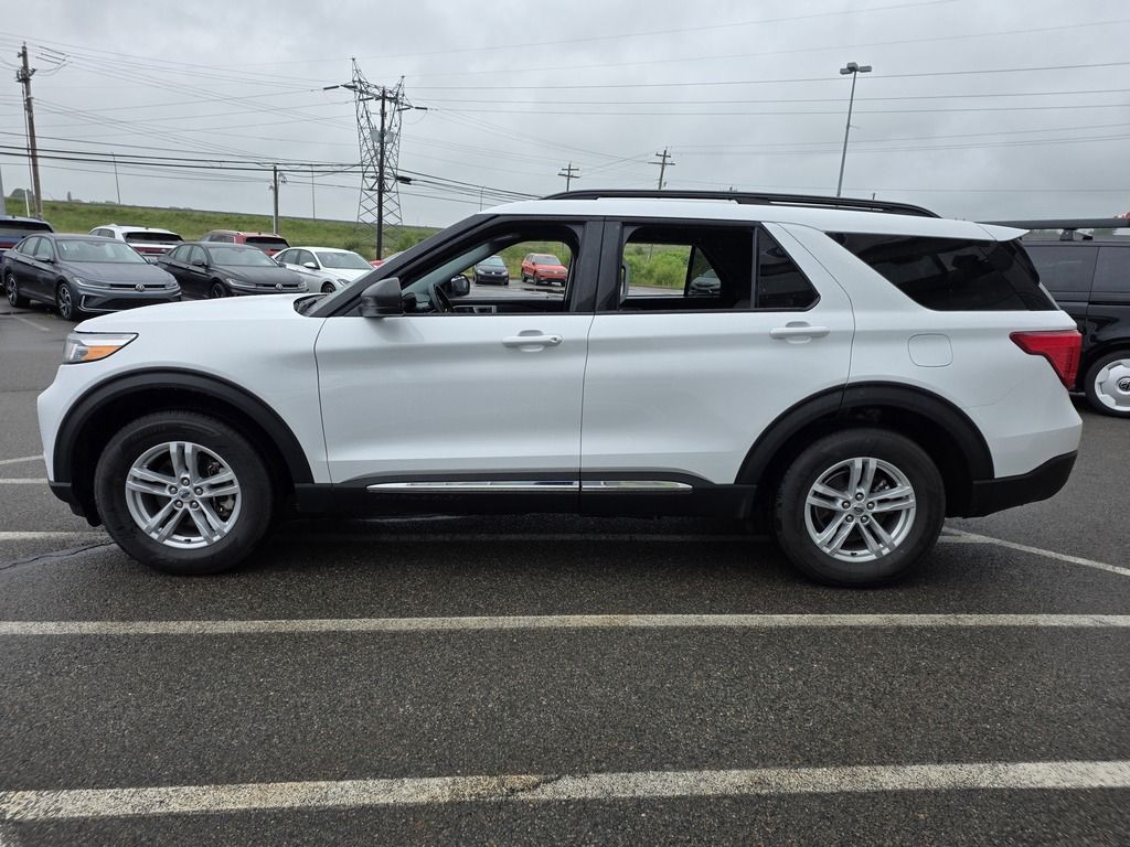 Ford Explorer XLT 2024