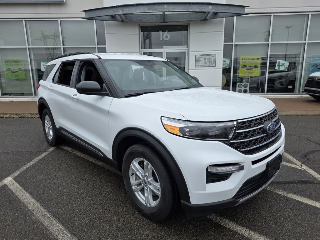 Ford Explorer XLT 2024