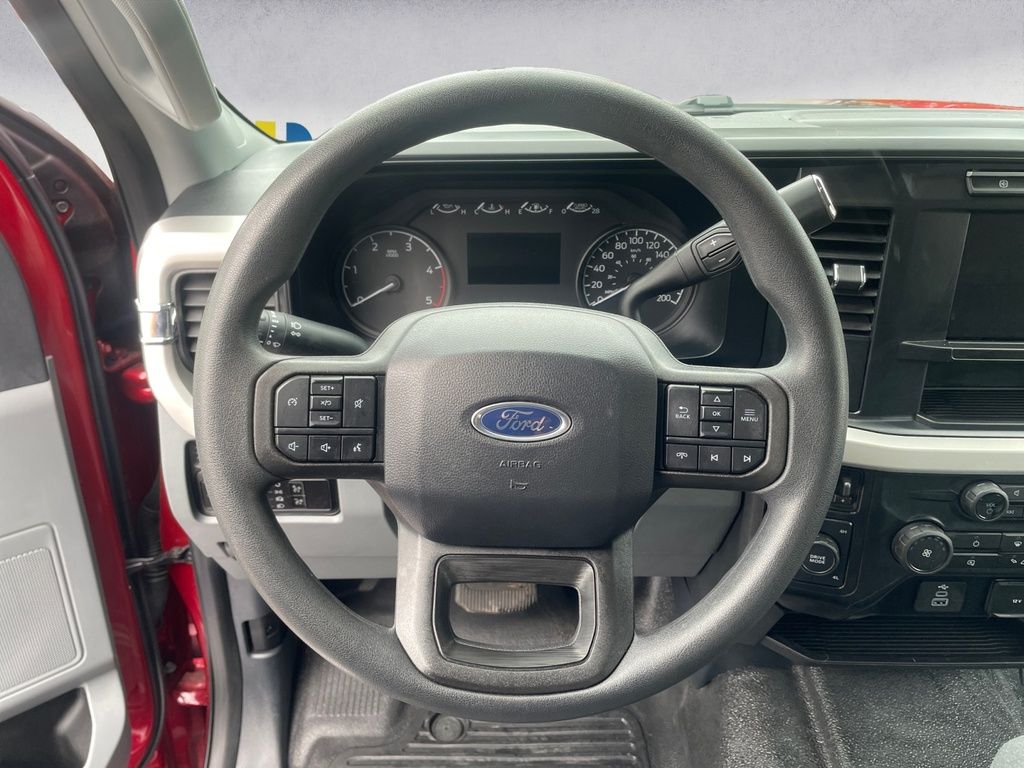 2024 Ford F-350 4X4 CREW CAB PICKUP/