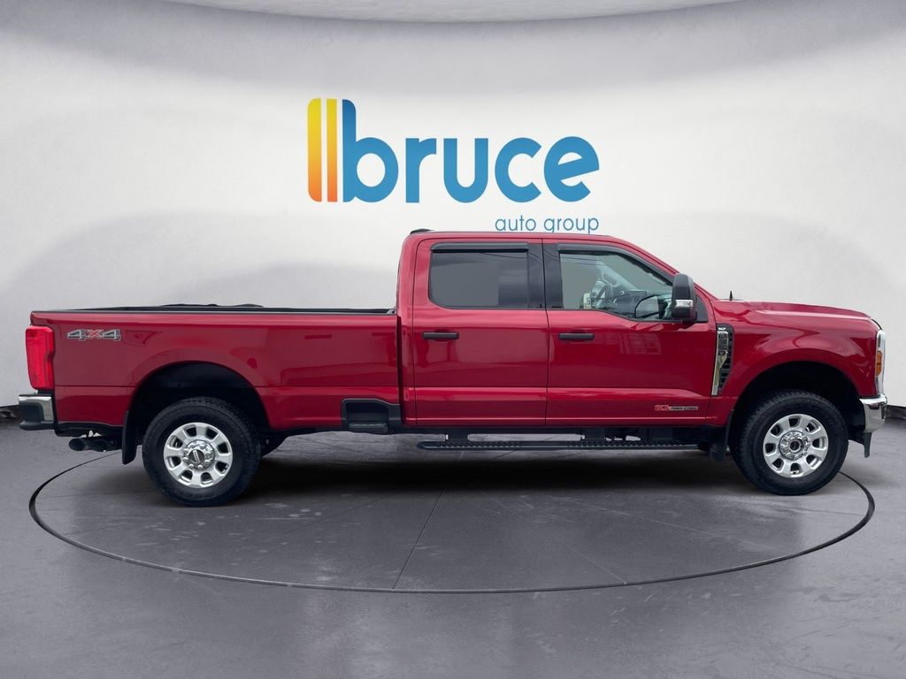2024 Ford F-350 4X4 CREW CAB PICKUP/