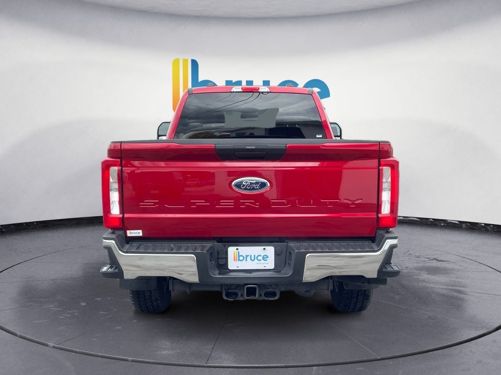 2024 Ford F-350 4X4 CREW CAB PICKUP/