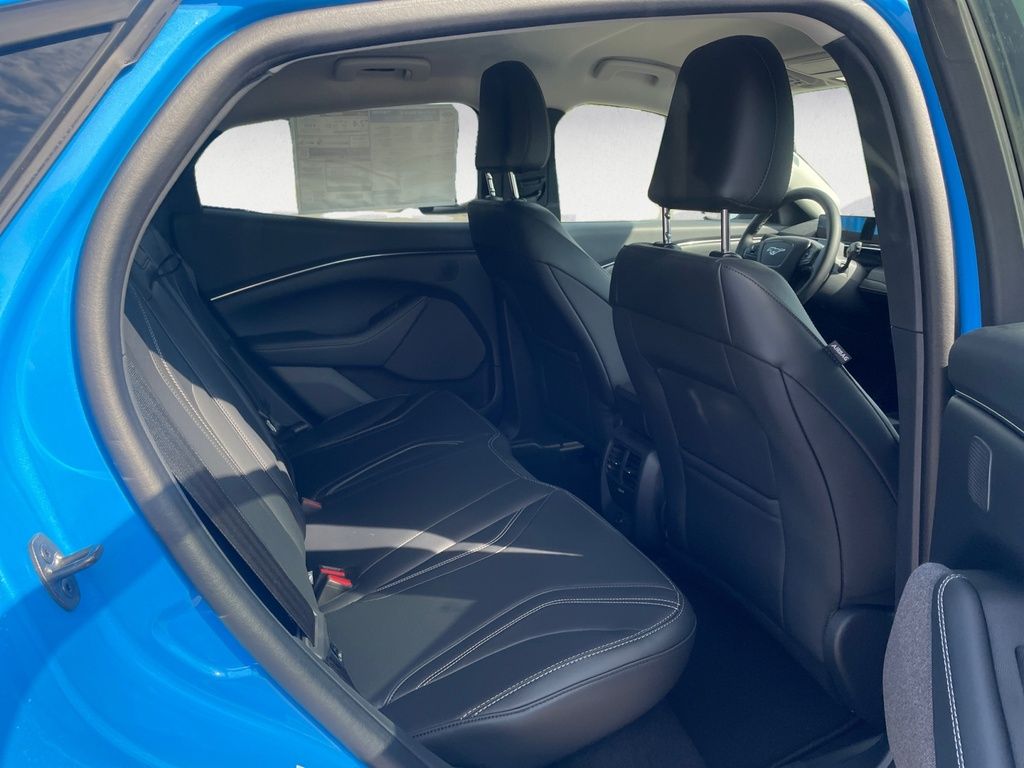 2024 Ford Mustang Mach-E PREMIUM