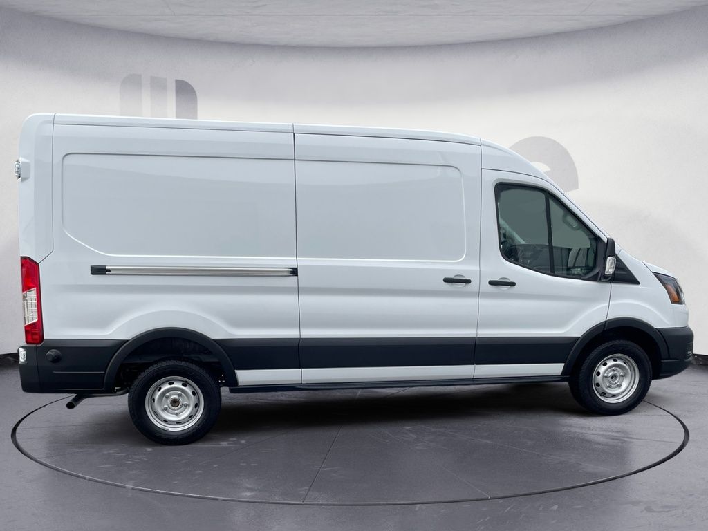 Ford Transit Cargo Van BASE 2024