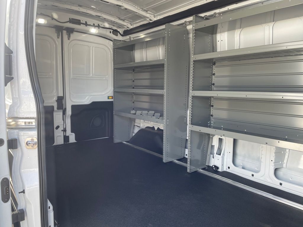 Ford Transit Cargo Van BASE 2024